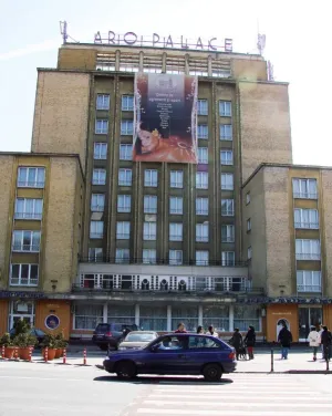 Aro Palace și-a vândut sediul administrativ cu 1,2 milioane de euro