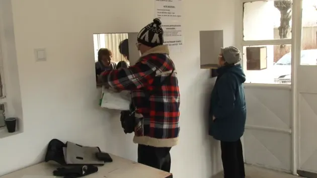 Pauză în distribuirea tichetelor de Crăciun