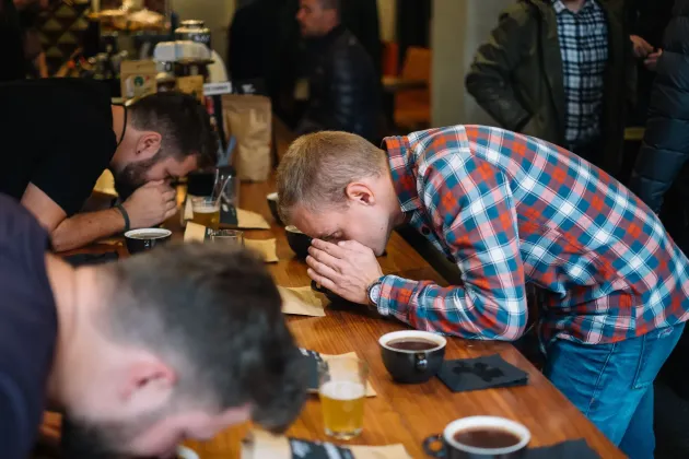 Lanţul de cafenele Narcoffee Roasters, deţinut de proprietarii Salad Box, în discuţii pentru deschiderea unei locaţii la Braşov