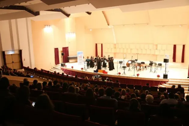 Concert pentru construirea Catedralei Mântuirii Neamului, la Braşov