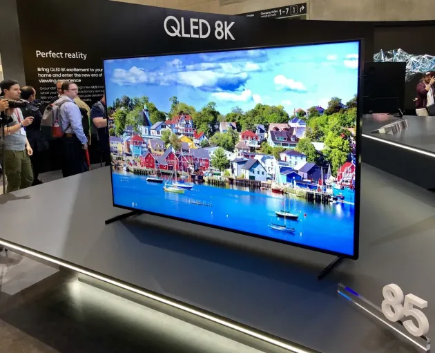 Televizorul 8K este pus în vânzare în România