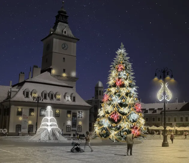 Iluminatul de sărbătoare din Braşov se schimbă anul acesta. Dispar perdelele de beculeţe, dar apare o fântână luminoasă în Piaţa Sfatului 