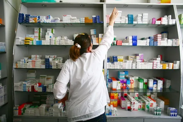Patru farmacii deschise în noaptea de Revelion