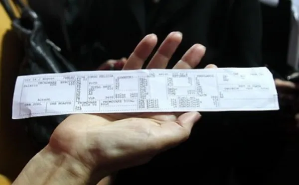 Nu orice salariat cu studii superioare va obține automat salariul minim de 2.350 de lei, de la 1 ianuarie 2019