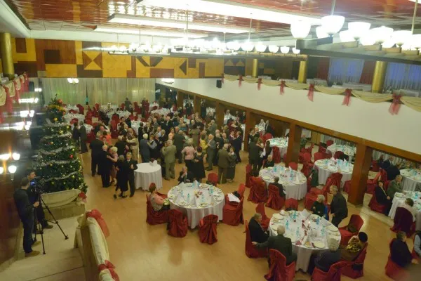 Cel puţin 60 de familii din Braşov, aşteptate la „Nunta de aur”
