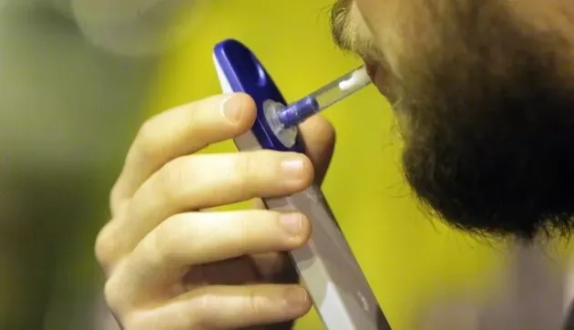 La volan, după ce a sărbătorit Centenarul cu cannabis