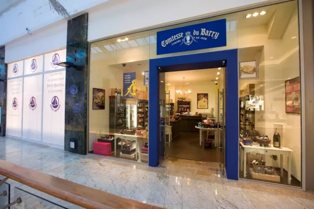 Magazinele de delicatese Comtesse du Barry vor să se extindă în franciză la Braşov