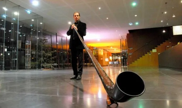 Festivalul Mozart îl aduce la Braşov pe Carolo Torlontano, cu al său alphorn