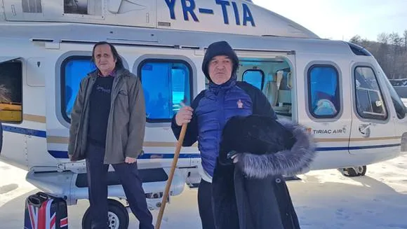A venit la slujba de Bobotează cu... elicopterul! 