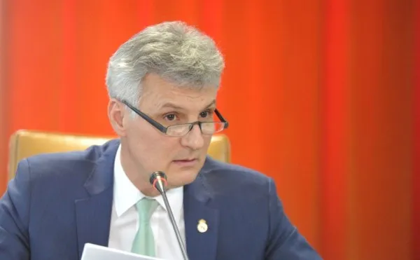 Din opoziţie în coaliţie