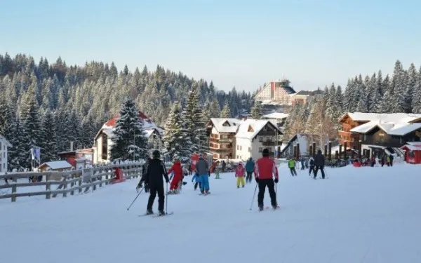 Noul „revelion” al hotelierilor: Vacanţa elevilor din luna februarie va umple din nou Poiana Braşov 