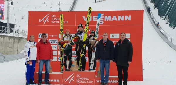 Maren Lundby a câștigat prima etapă de Cupă Mondială de la Râșnov