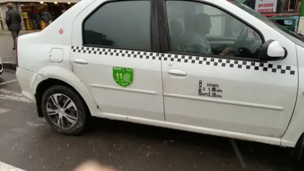 Din 8 februarie „bulinele” taxi de culoare verde devin ilegale
