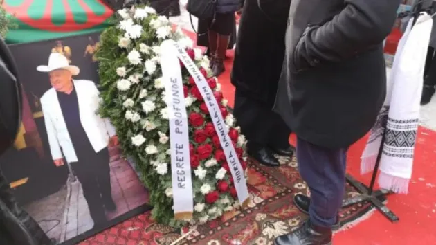 Premier şi mitropolit pentru bulibaşă
