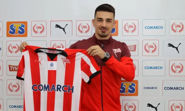 Sergiu Hanca a fost prezentat oficial la MKS Cracovia