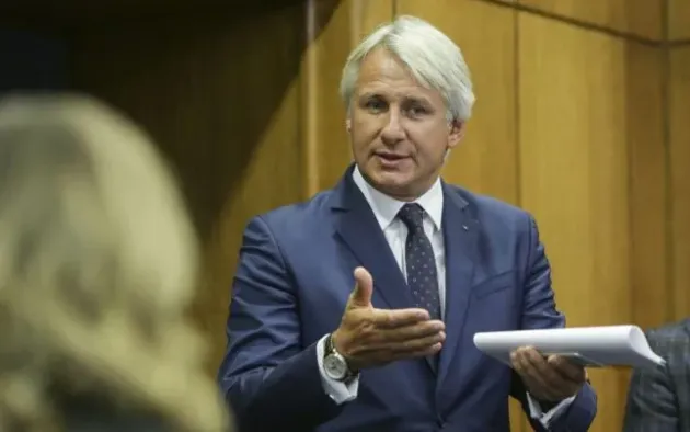 Bunurile confiscate de stat vor fi vândute online