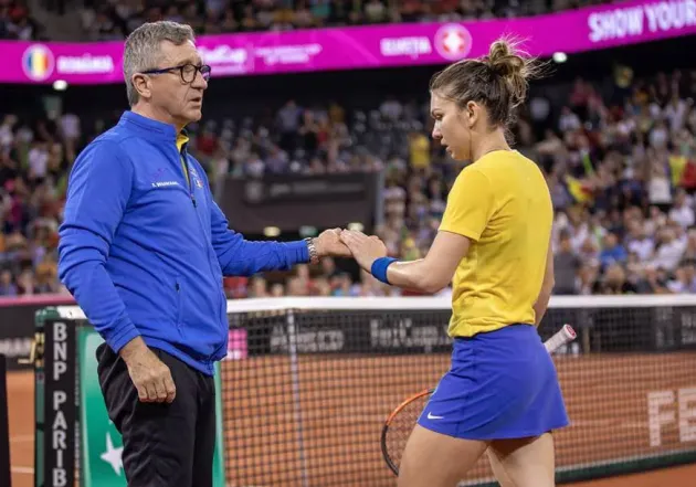 Segărceanu a „asistat”-o pe Simona în victoria cu Kanepi