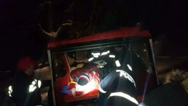 Tânăr de 19 ani, cascadorie periculoasă pe Drumul Poienii