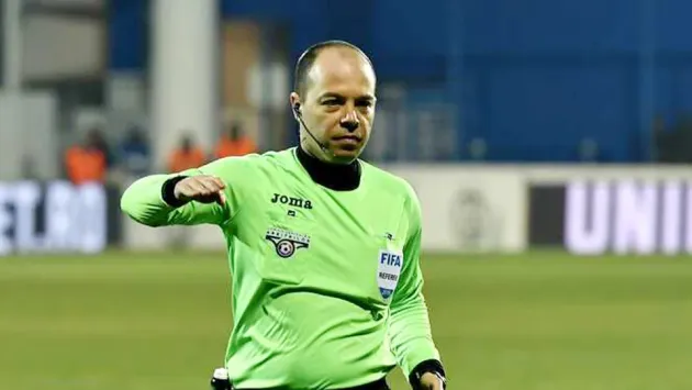 Oltenii sunt foc şi pară pe arbitrul Marius Avram