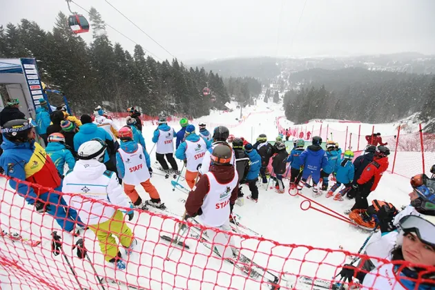 O nouă şansă pentru schiul alpin, în Poiana Braşov