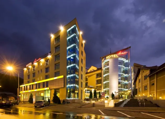 Braşovul a ajuns la aproape 12.000 de locuri de cazare în hoteluri