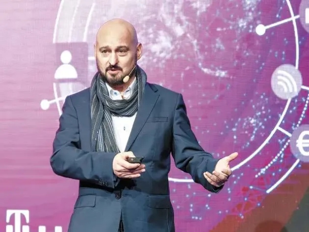Directorul Telekom România: Cu accesul la datele colectate de Facebook, vedem tot