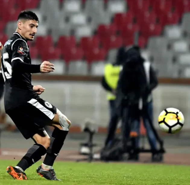 FCSB îl are pe Cristea în acte din vară, dar Teja îl vrea de acum
