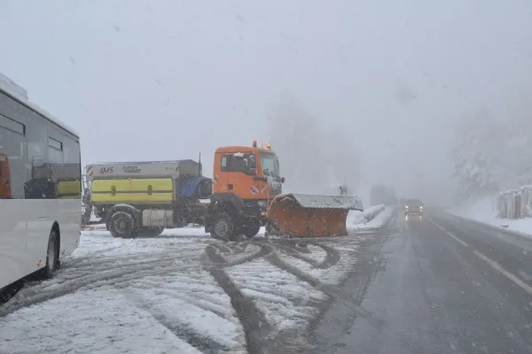 Consal a reziliat contractul cu drumarii braşoveni şi nu mai deszăpezeşte judeţul