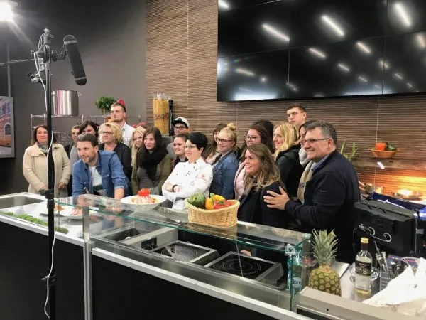 Liceeni şi directorul unei academii de meserii din Nurnberg, în vizită Colegiul „Maria Baiulescu” din Braşov