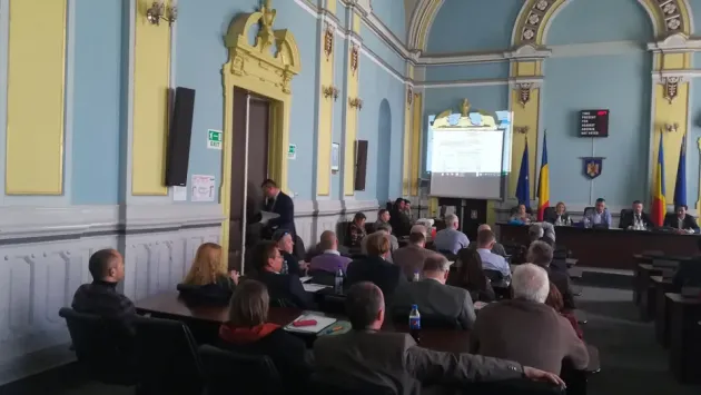 Mărunţişul trimis de Guvern la Braşov a încins spiritele în Consiliul Judeţean 

