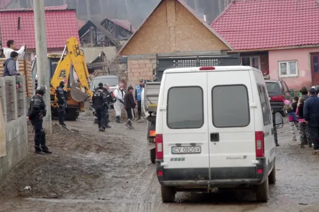 DSV a început stingerea focarelor de pestă porcină din Sfântu Gheorghe şi Valea Crişului