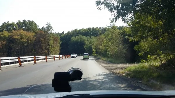 Opt puncte „sensibile”, afectate de calamităţi pe DN 13, ar urma să intre în reparaţii