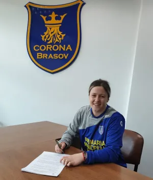 Chiricuţă, a patra jucătoare care-şi prelungeşte contractul la Corona