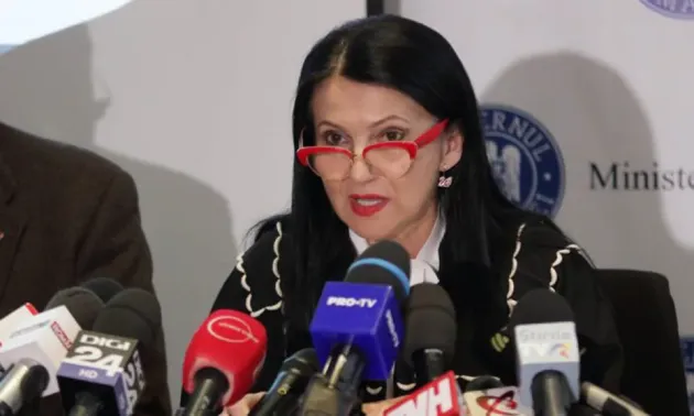Doar coplată la privat?