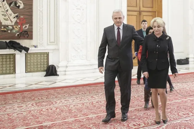 „Acum e mai stăpână peste guvern. La început vorbeam mai mult"