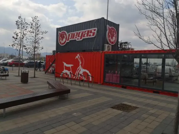 Pegas a deschis un magazin propriu în mall-ul Coresi