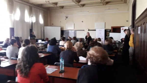 Braşovul a atins cel mai înalt standard în stomatologie. „Dacă braşovenii ar avea bani, atunci toţi am putea să ajungem la 120 de ani cu dinţii în gură”