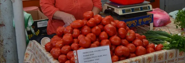 Ministrul Agriculturii: Cât de sigure pentru consum sunt roşiile din piață