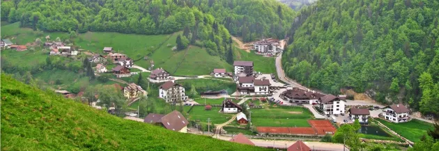 Prima întâlnire naţională a pasionaţilor de maşini electrice, în acest weekend, la Castelul Bran