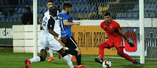 Un purcoi de bani pentru fotbaliştii Astrei, dacă iau Cupa