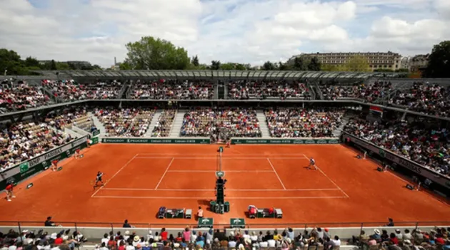 Halep şi Begu da, Cârstea ba