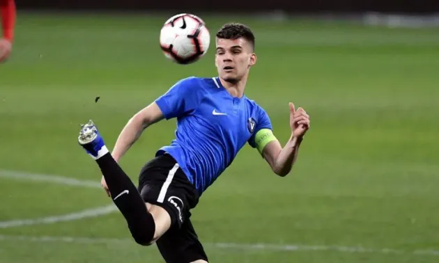 Ianis Hagi, comparat cu Messi