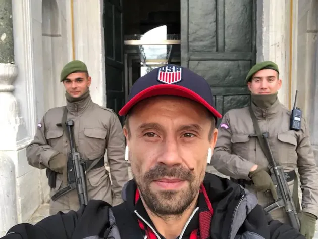 Cămârzan, „trimisul lui Dumnezeu”, ridicat de procurori pentru omor în familie. E suspectat că şi-ar fi ştrangulat bunica