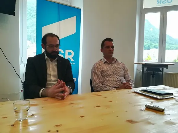 Lucrările la DN73 fiind blocate, CNAIR  e chemat să rezolve problema giratoriului de la intersecţia DN73 – DN73A – DN1E din Râşnov