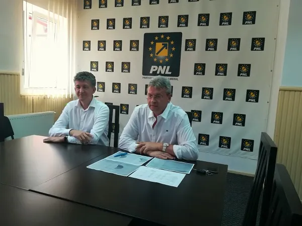Ghimbavul creşte „prea repede”. Dacă s-ar construi ocolitoarea care figura în planurile urbanistice ar trece acum printr-un cartier