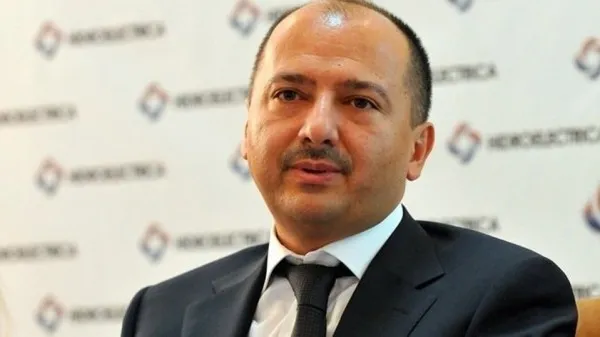 Noua „eminenţă cenuşie”