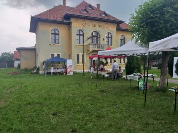 Târg parfumat de vară la Sânpetru cu 15 gospodari aleşi pe sprânceană