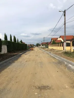 Asfalt, parcări şi trotuare pe câteva străzi din cartierul „LIVADA I”