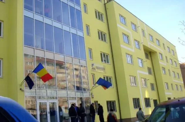 Numărul de tranzacţii cu case, apartamente şi terenuri este în scădere la Braşov