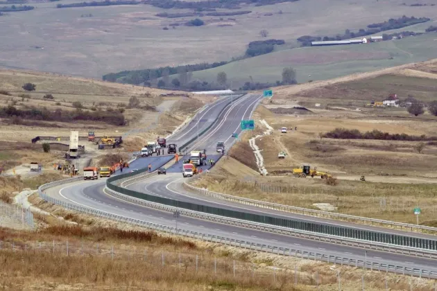 Autostrada Braşov – Borş, încă 54,9 kilometri